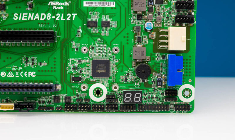 ASRock Rack SIENAD8 2L2T POST Code LED