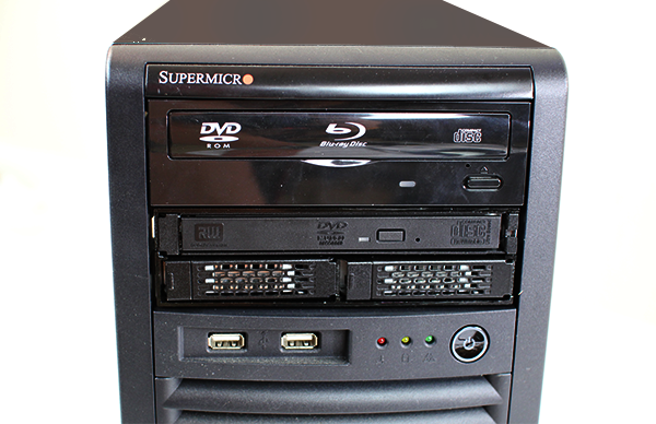 Icy Dock MB994IPO-3SB Installed Icy Dock MB994IPO-3SB Installed